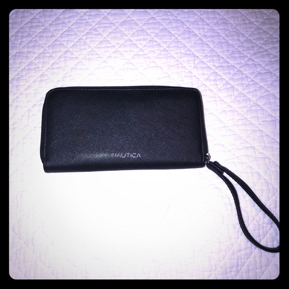 Nautica Wristlet - Picture 1 of 5